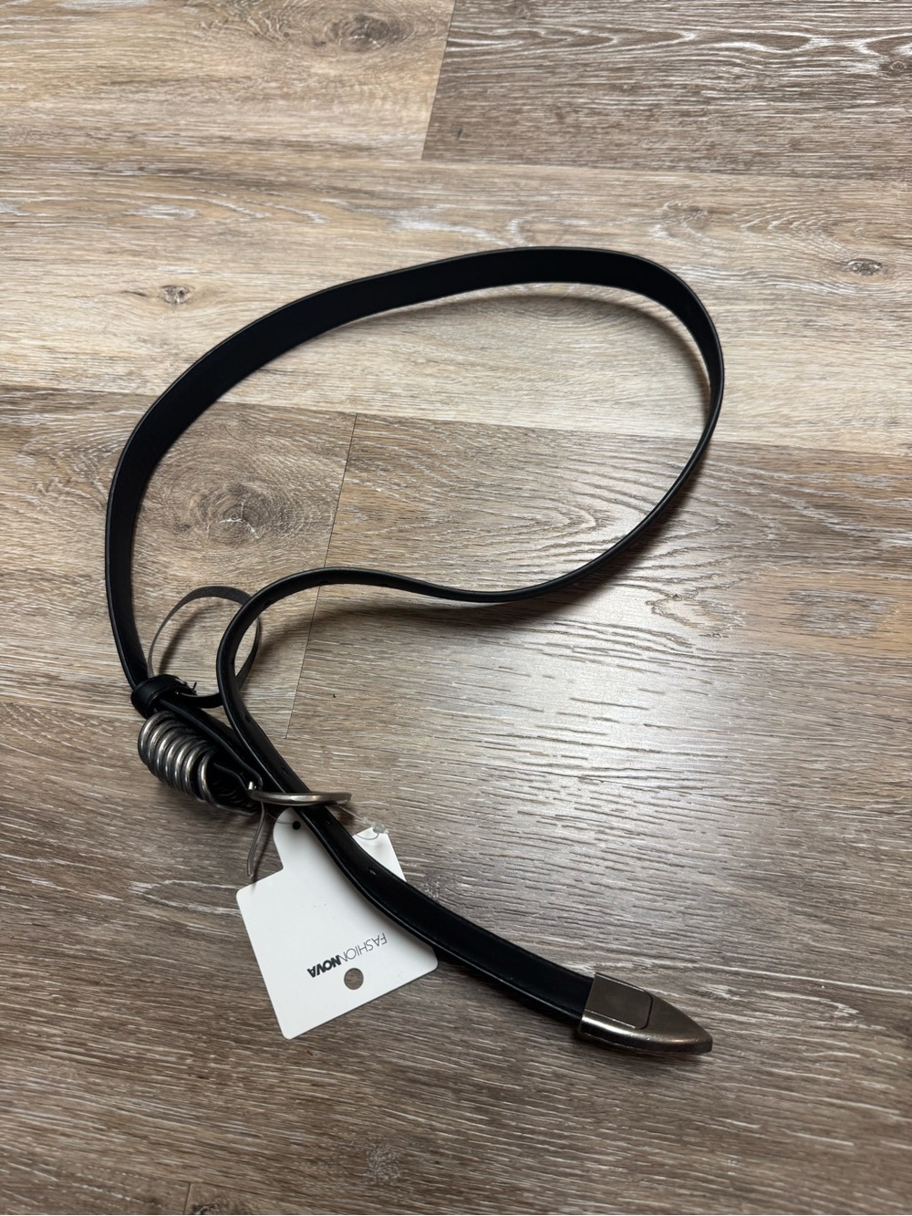 Fashion nova Hardware belt - Picture 2 of 10